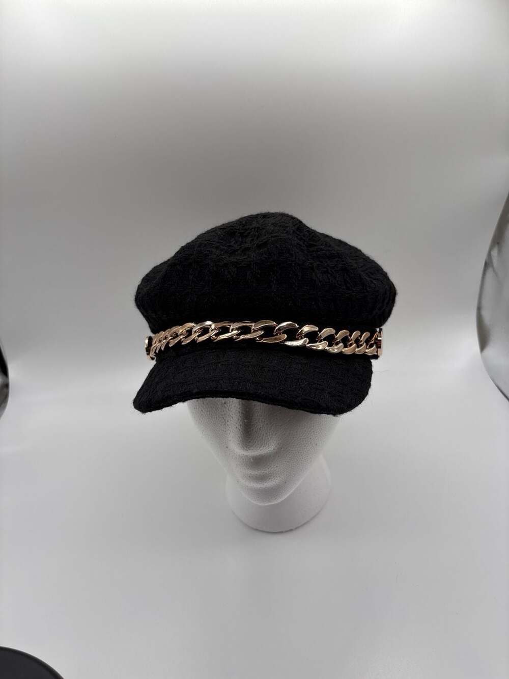 La Valentina Black Textured Knit Newsboy Cabbie Hat with Gold Chain